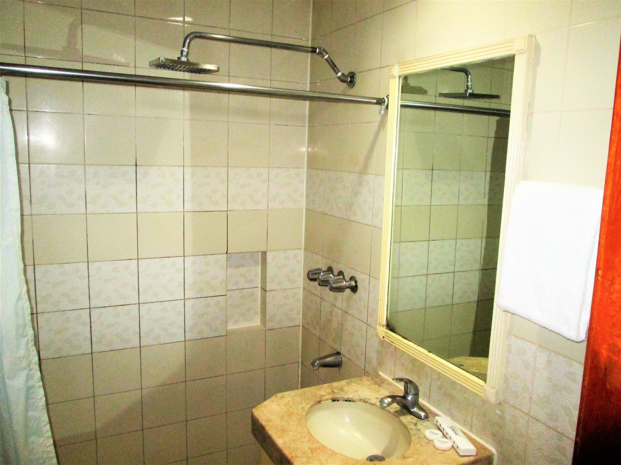 Grand City Hotel Inc. Cagayan de Oro Ngoại thất bức ảnh